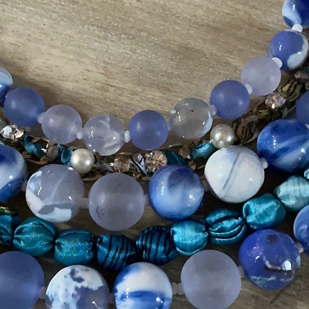 Anthropologie Statement necklace . NEW w/o Tags . Unused . - Picture 2 of 4